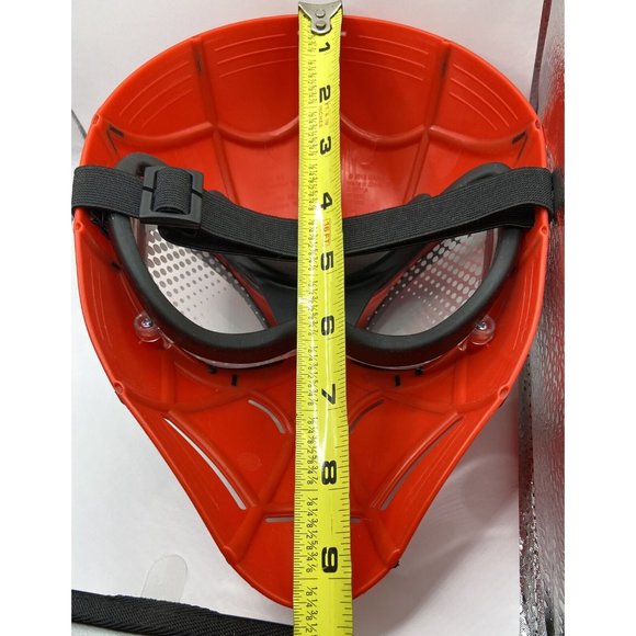 Hasbro Marvel Spiderman Mask 2018 Adjustable Strap Hard  Plastic  Breathe Holes - Picture 9 of 11